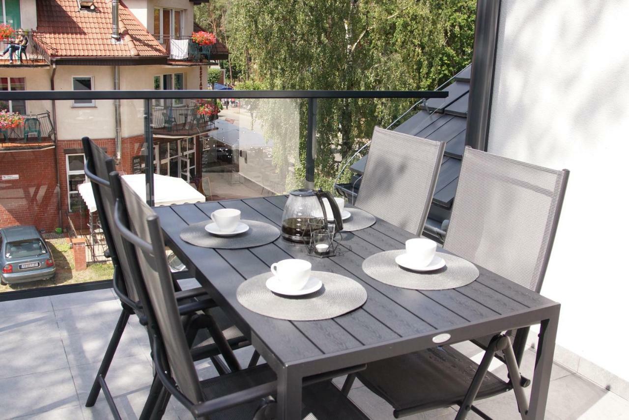 Apartament Grunwaldzka 105 Z Tarasem 5O M Do Plazy Pobierowo Eksteriør billede